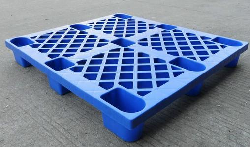 塑料托盤(pán)的用料和顏色，是否會(huì)影響其價(jià)格？